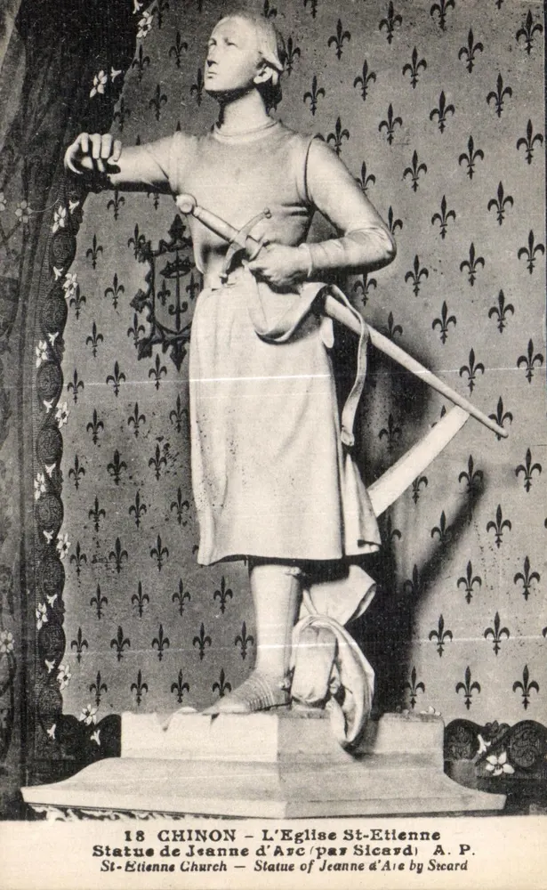 Chinon — Statue der Jeanne d'Arc in der Kirche Saint-Étienne — von Sicard - Vorderseite