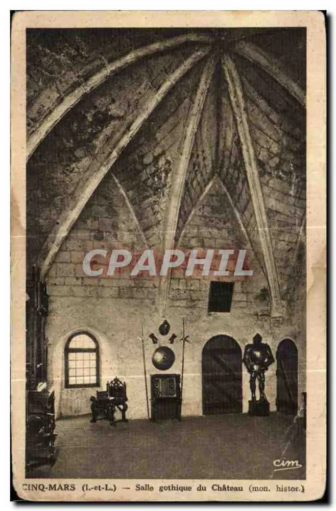 CINQ-MARS (I.-et-L.) — Gotische zaal van het Kasteel (mon. hist.) - Voorkant