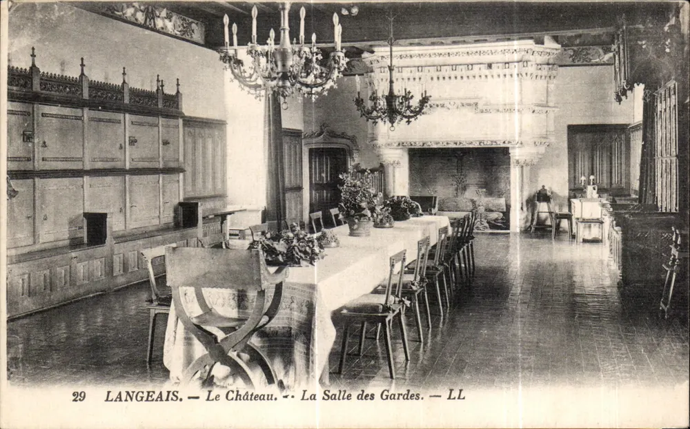 Langeais — Das Schloss — Die Wachstube — LL - Vorderseite