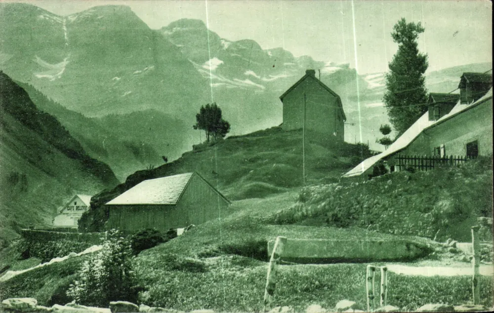 O Circo visto de GAVARNIE — Les Hautes-Pyrénées — Edição artística R. Bergevin - Frente