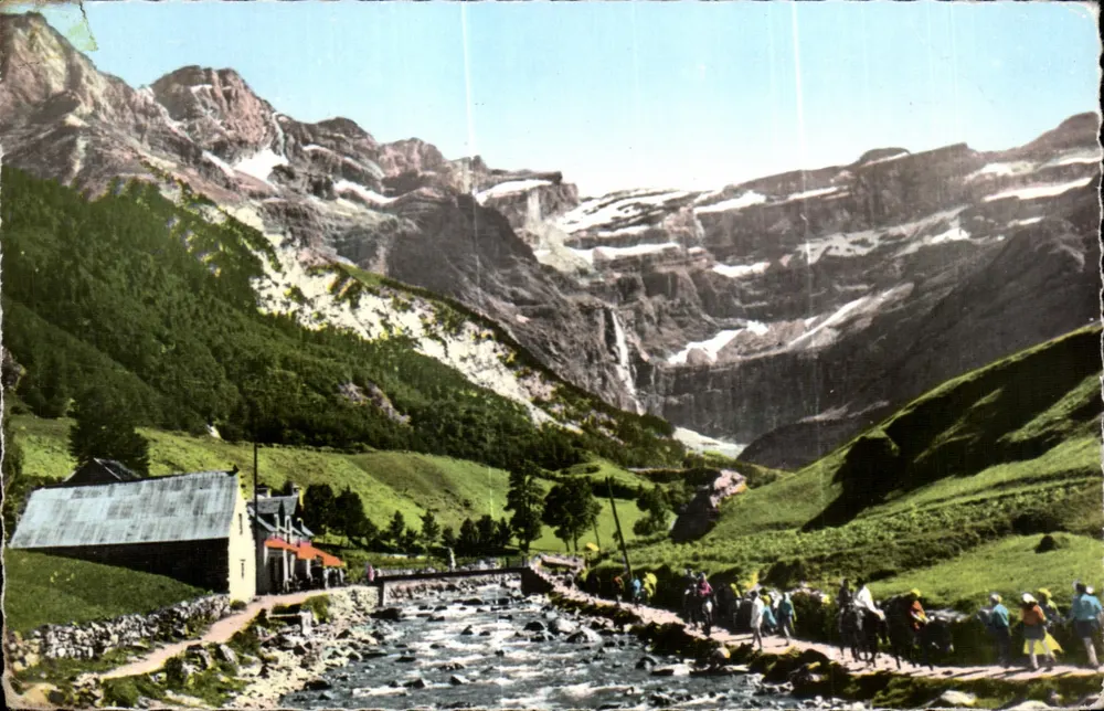Der Cirque de Gavarnie — Panoramablick — Editions G. P. Courdes - Vorderseite