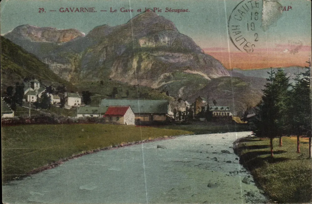 Gavarnie — Der Gave und der Pic Sécugnae — Verlag: Césalès Arts Photomontage, Straßburg - Vorderseite