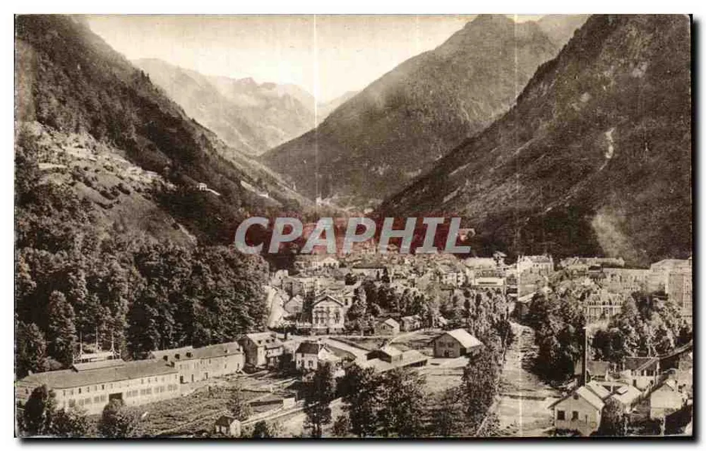 Cauterets — Allgemeiner Blick auf die Stadt (rechte Seite) und Tal von Lutour - L'Ardiden (2983 m.) — Labouche Frères, Toulouse - Vorderseite