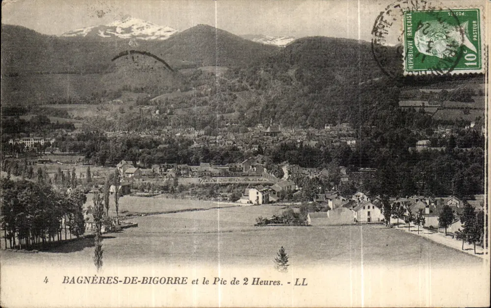 Bagnères-de-Bigorre e o Pic de 2 Horas - LL - Frente