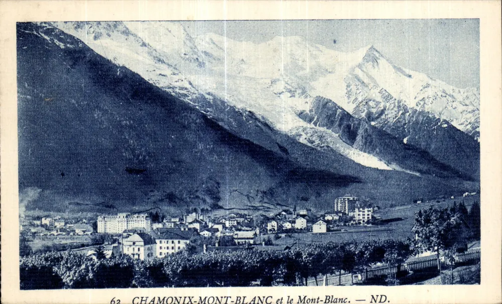 Chamonix-Mont-Blanc e il Mont-Blanc — ND. - Recto