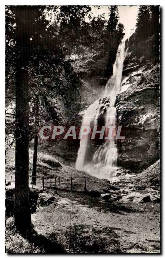 SIXT (Haute-Savoie) — A Cachoeira do Rouget — Les Éditions de l'Économie, Bron (Rhône) - Frente