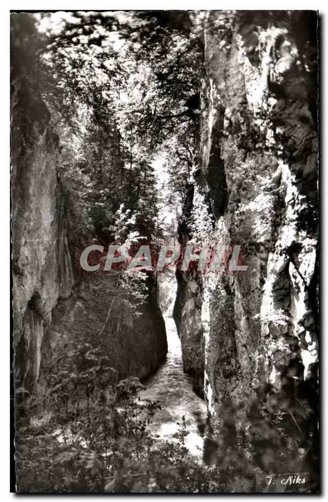 Gorges de Tines — Zwischen Sixt und Samoëns — J. Niks - Vorderseite