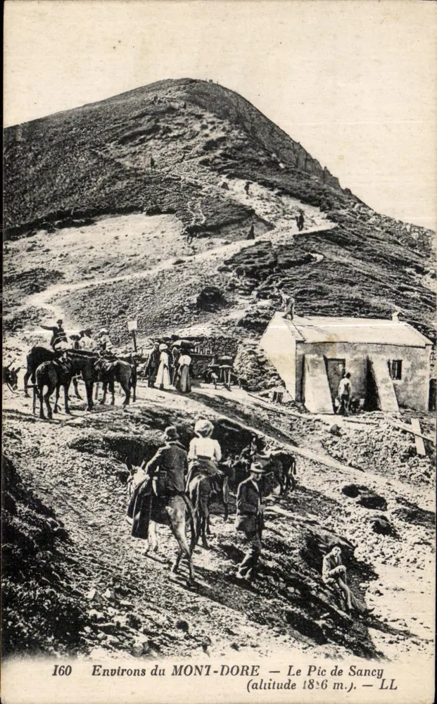 Environs du MONI-DORE — Le Pic de Sancy (altitude 186 m.j.) — LL - Frente