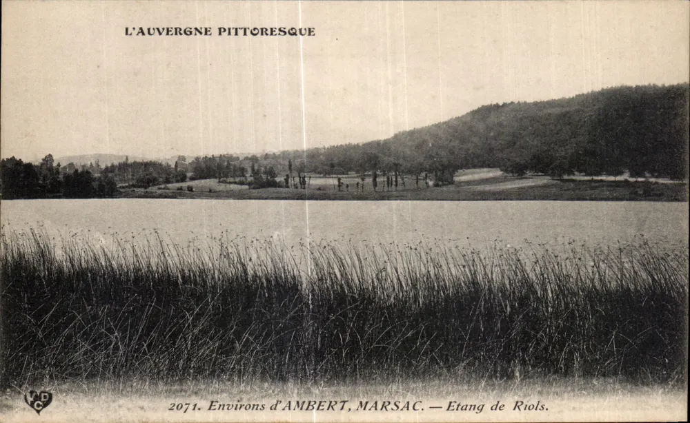 L'Auvergne pittoresque — Onderdelen van Ambert, Marsac — Plas van Riols — n° 2071 - Voorkant