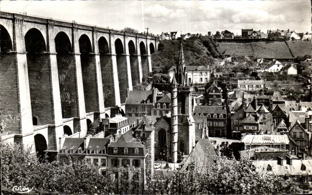 Morlaix (Finistère) — Der Viadukt und die Kirche Sainte-Melaine — Combier Imprimeur - Vorderseite