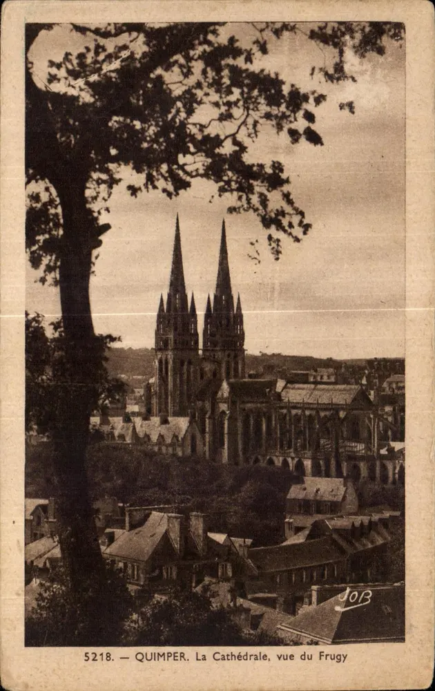 Quimper — Die Kathedrale, Ansicht vom Frugy — JOB - Vorderseite
