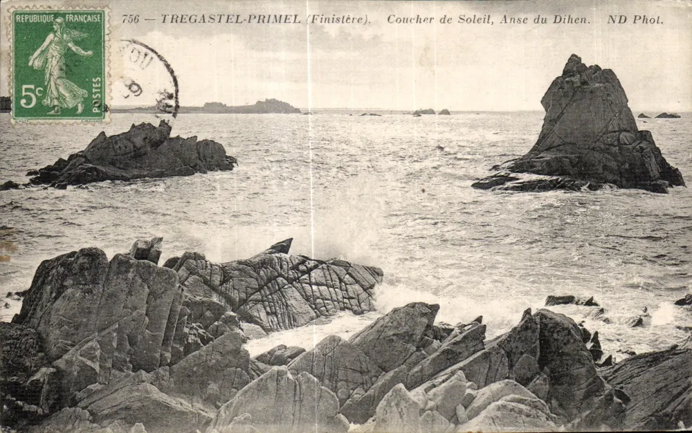 TREGASTEL-PRIMEL (Finistère) — Sonnenuntergang, Anse du Dihen — ND Phot. - Vorderseite