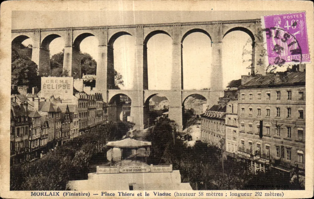 Morlaix (Finistère) — Praça Thiers e o Viaduto (altura 58 metros; comprimento 292 metros) - Frente