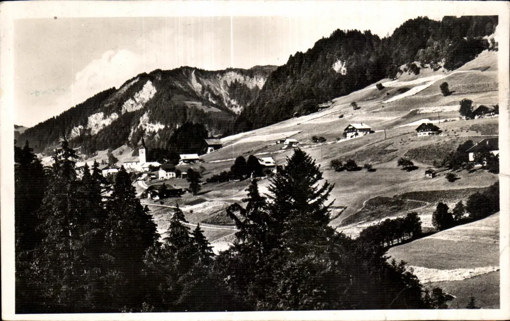 Saint-Nicolas-la-Chapelle — vista panorâmica do vilarejo e de seus arredores — L. MORANE, Fotógrafo-Editor, Savoie - Frente
