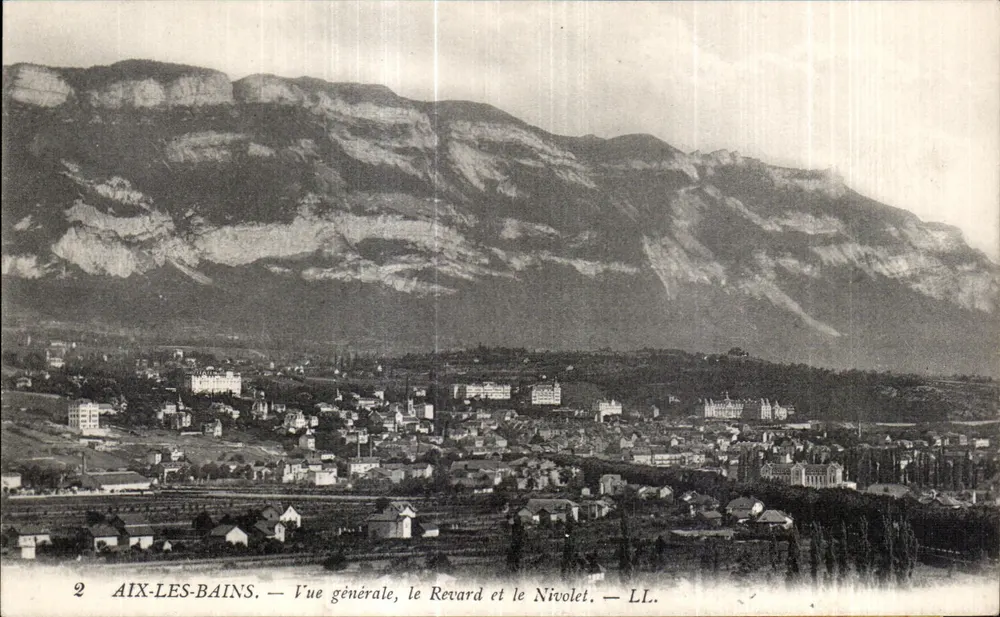 Aix-les-Bains — Allgemeiner Blick, der Revard und der Nivolet — LL. - Vorderseite