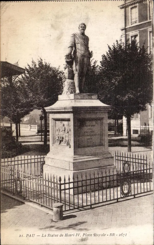 Pau — La Statue de Henri IV, Place Royale — éditeur BR, n° 2671 - Frente