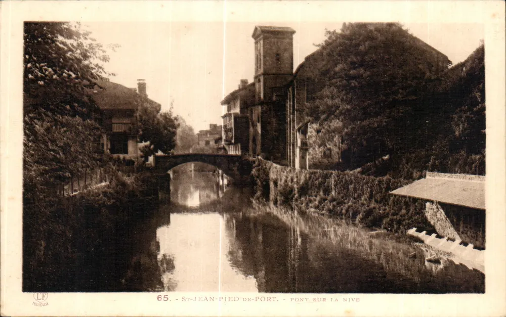 St-Jean-Pied-de-Port — Brücke über die Nive — Éditions Pyrénées Océan, Toulouse - Vorderseite