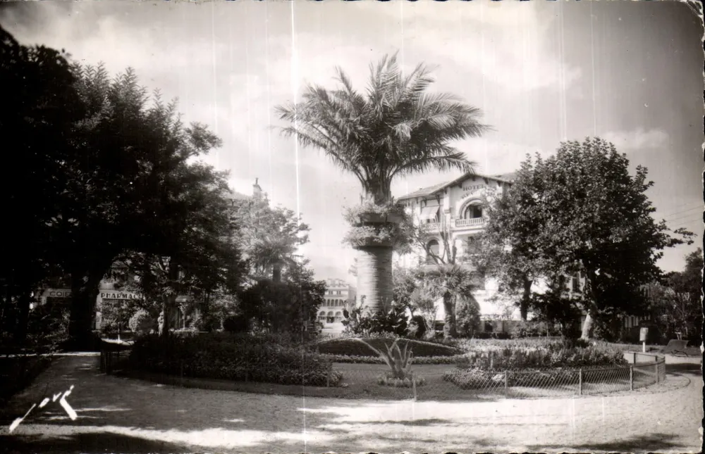 Bendayé-Place — Öffentlicher Garten — Moule Casino — Unbekannter Verlag - Vorderseite