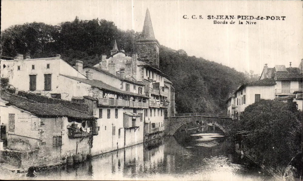 St-Jean-Pied-de-Port — Ufer der Nive — Verlag C.C.S. - Vorderseite