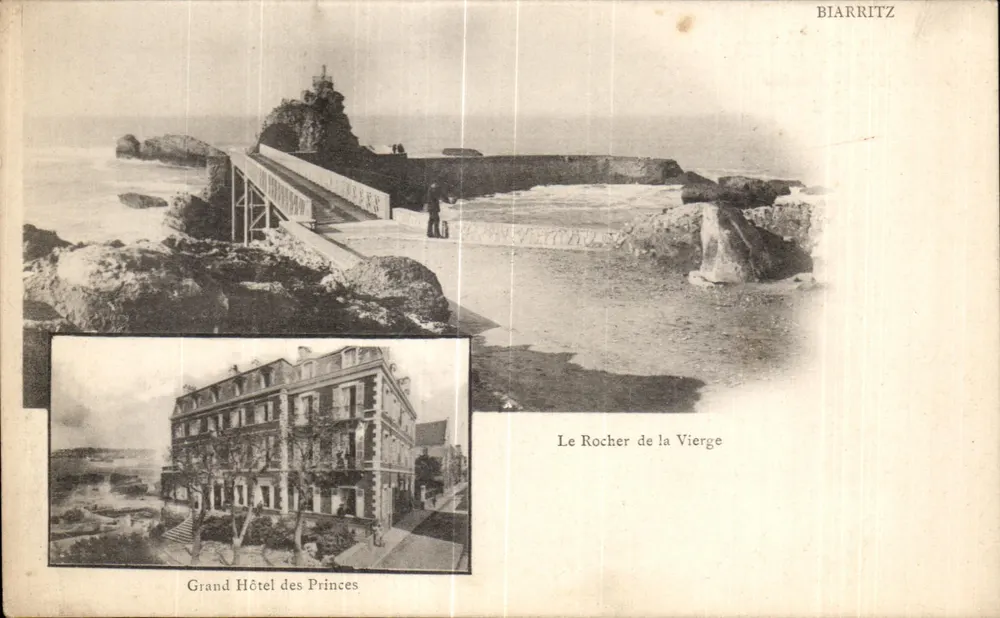 Biarritz — Blick auf den Felsen der Jungfrau und Grand Hôtel des Princes — Grand Hôtel des Princes, Biarritz - Vorderseite