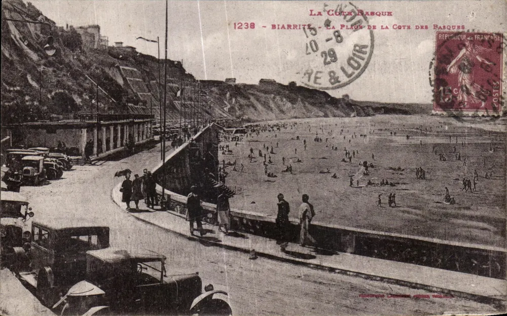 Biarritz - A Praia da Costa Basca — Editor: Chanoine (nº 1238) - Frente