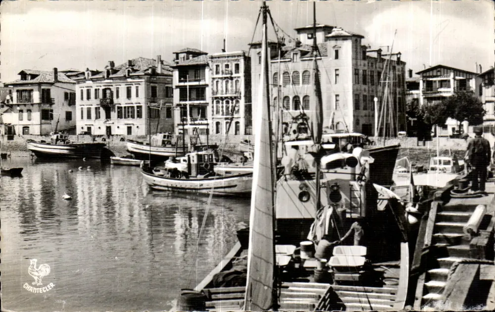 Saint-Jean-de-Luz — Der Hafen vor dem Haus der Infantin — Edition Chantecler - Vorderseite