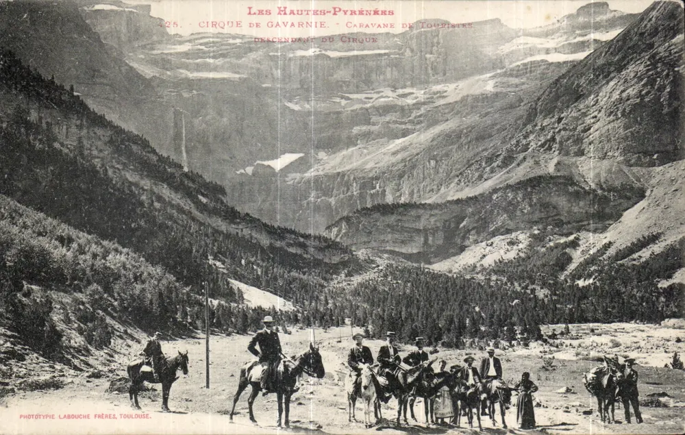 Cirque de Gavarnie — Touristenkarawanen — Phototypie Labouche Frères, Toulouse - Vorderseite