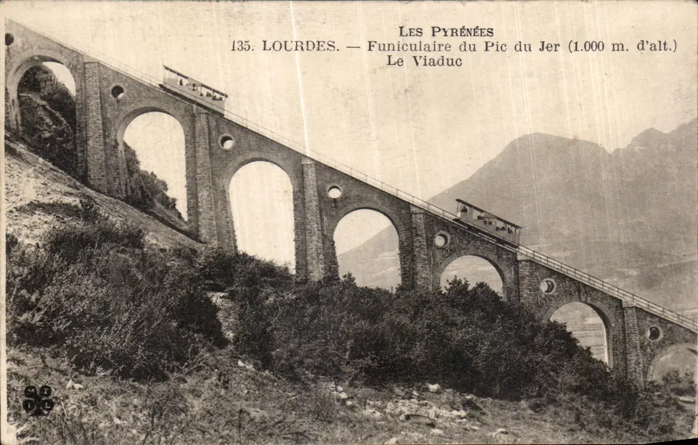 Lourdes — Seilbahn des Pic du Jer (1.000 m Höhe) — Die Pyrenäen, Nr. 135 - Vorderseite