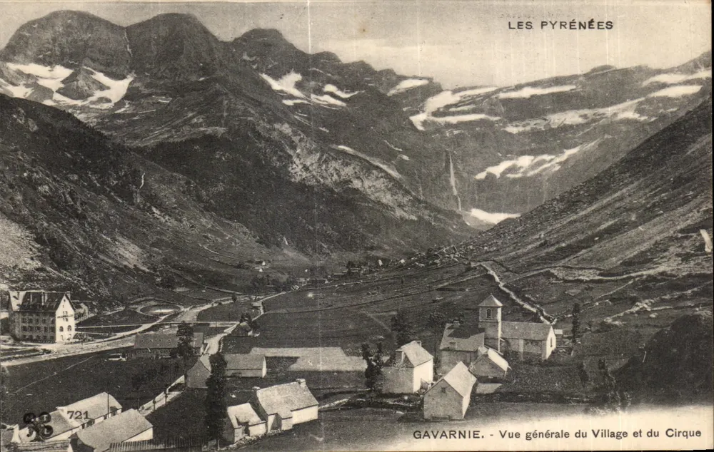 Gavarnie — Allgemeiner Blick auf das Dorf und den Cirque — Die Pyrenäen - Vorderseite