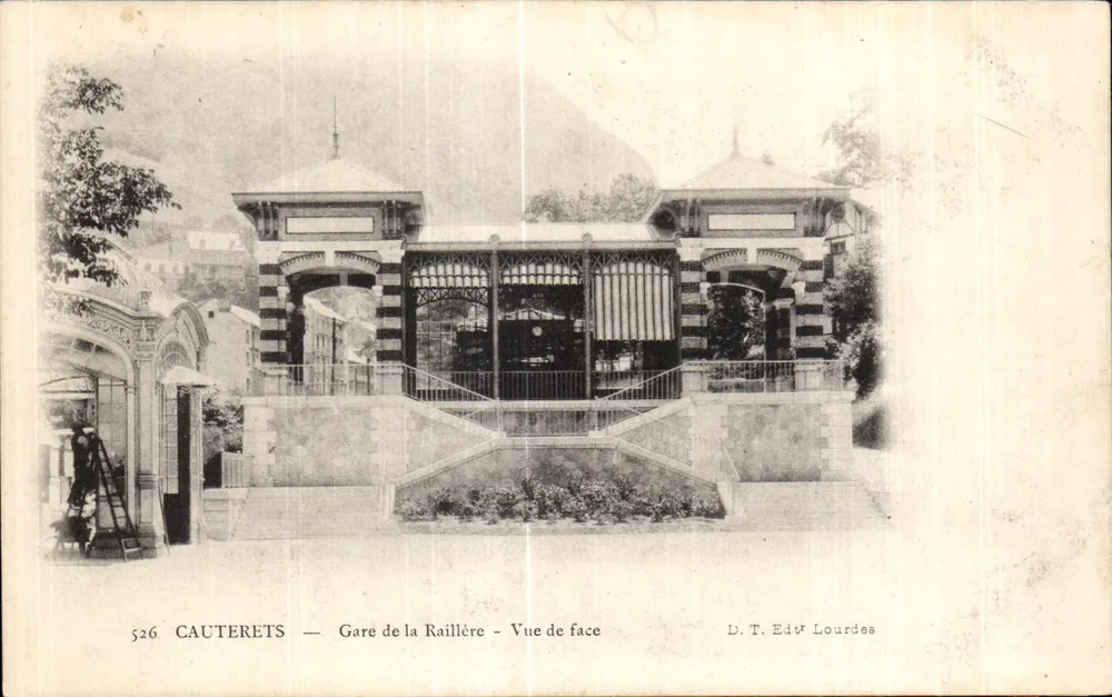 Cauterets — Bahnhof der Raillière — Frontalansicht — D.T. Edur Lourdes n°526 - Vorderseite