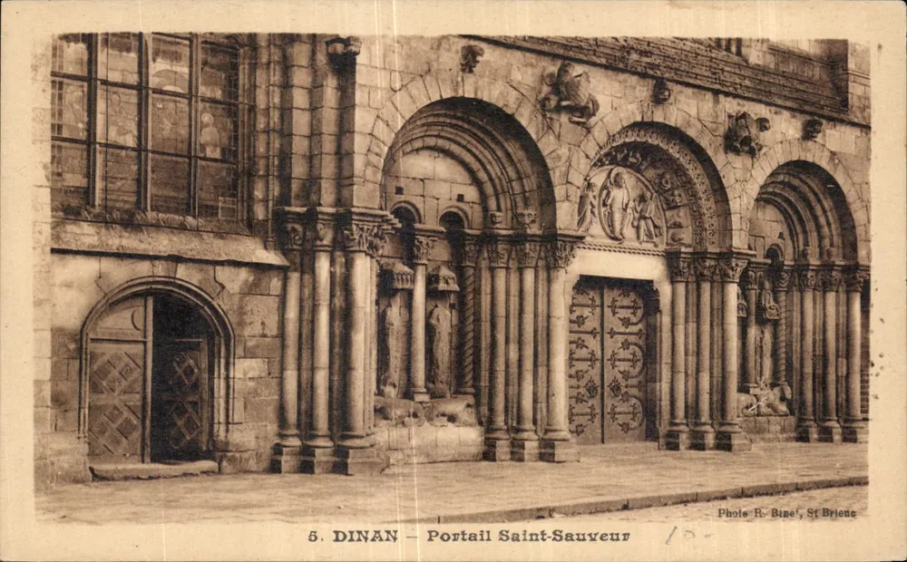 Dinan — Portal São Salvador — Foto R. Bine, St Brieuc - Frente