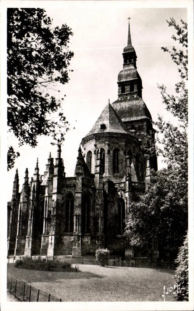 Dinan (Côtes-du-Nord) — Ansicht der Kirche Saint-Sauveur — Art Editions - Vorderseite