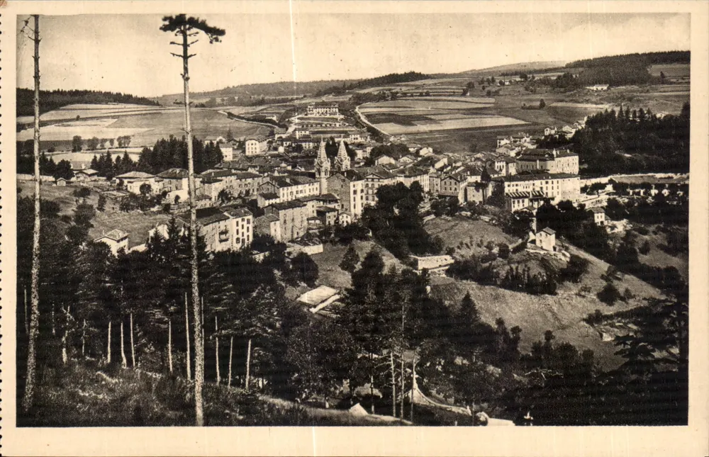 La Louvesc (Ardèche) — Allgemeiner Blick — Phot. Cnmbier Macon - Vorderseite