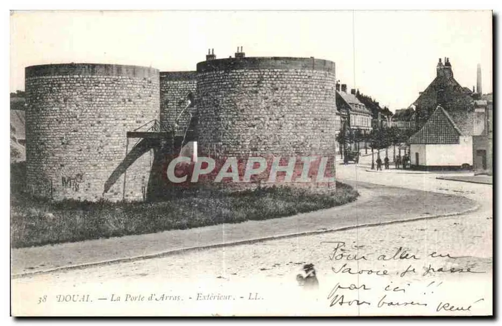 Douai — A Porta de Arras — Exterior — LL. - Frente