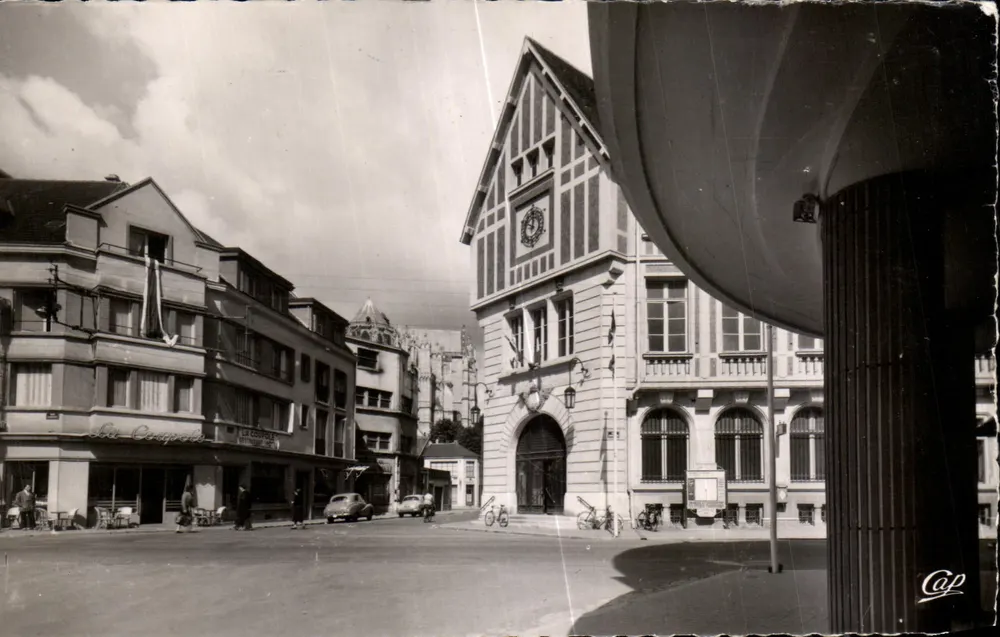 Beauvais - Das Postamt und der Carrelour — Rue Carnot und Jeanne d'Arc — C.A.P. Paris - Vorderseite