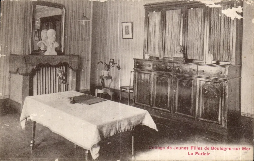 College der Mädchen von Boulogne-sur-Mer — Der Parloir - Vorderseite