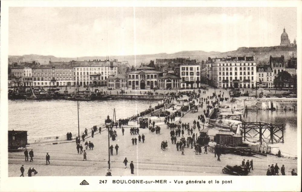 BOULOGNE-sur-MER - Gesamtaufnahme und die Brücke — Antike Ansichtskarte n°247, Verlag C.R.B. - Vorderseite