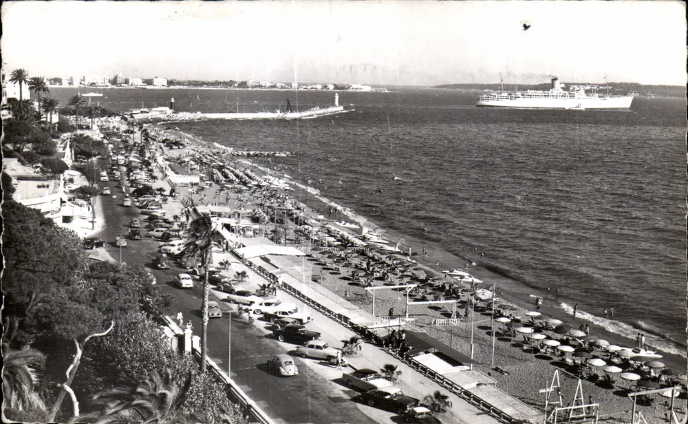 Côte d'Azur - Cannes — Plage du Midi — Éditeur : Festival International du Film de Cannes - Frente