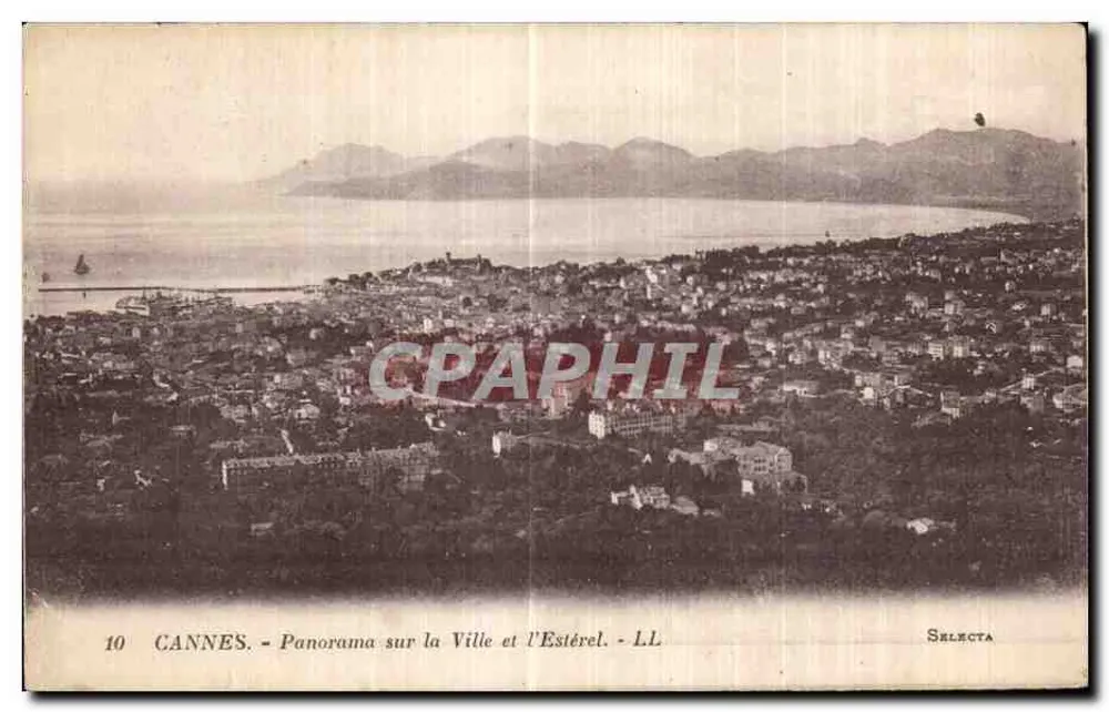 CANNES - Panorama der Stadt und des Estérel - LL - Selecta - Vorderseite