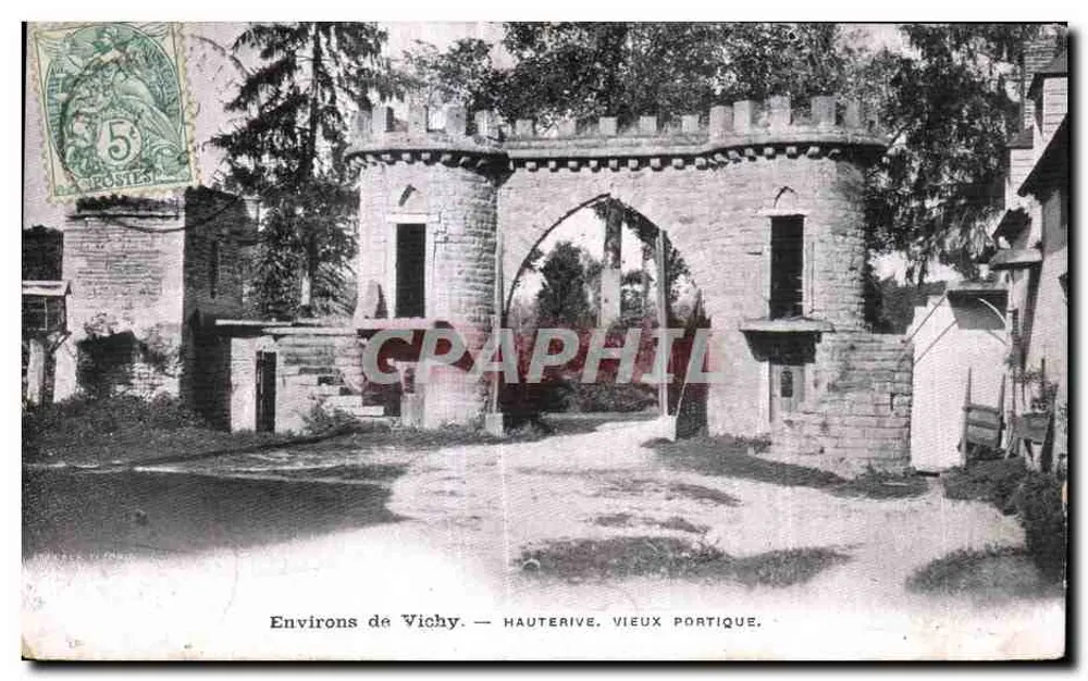 Umgebung von Vichy — Hauterive. Altes Portikus. - Vorderseite