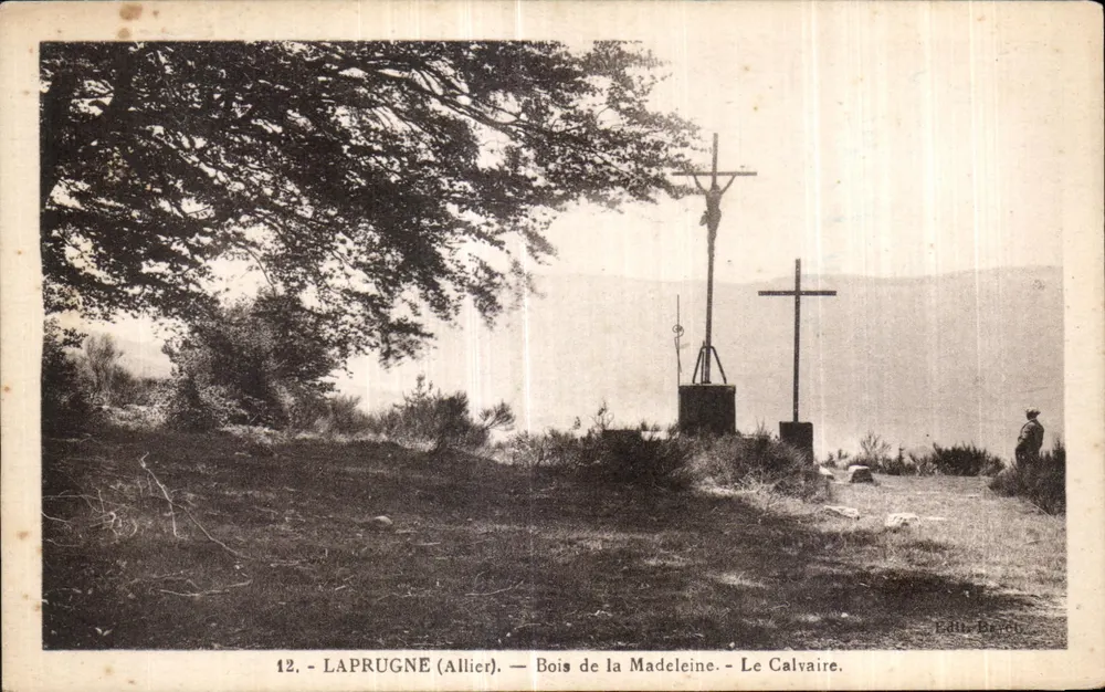 Laprugne (Allier) — Bois de la Madeleine — Le Calvaire - Vorderseite