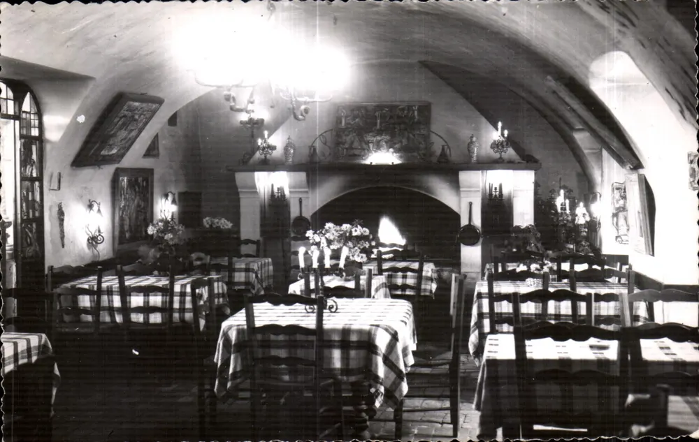 DIE ABBAYE — HOTEL-RESTAURANT — La Colle-sur-Loup — Französische Ausgabe - Vorderseite