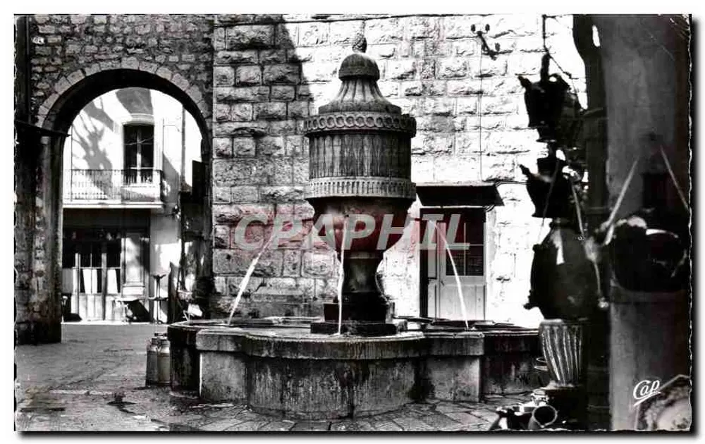 Fontaine du Peyra — Viènce — Verlag Cap - Vorderseite