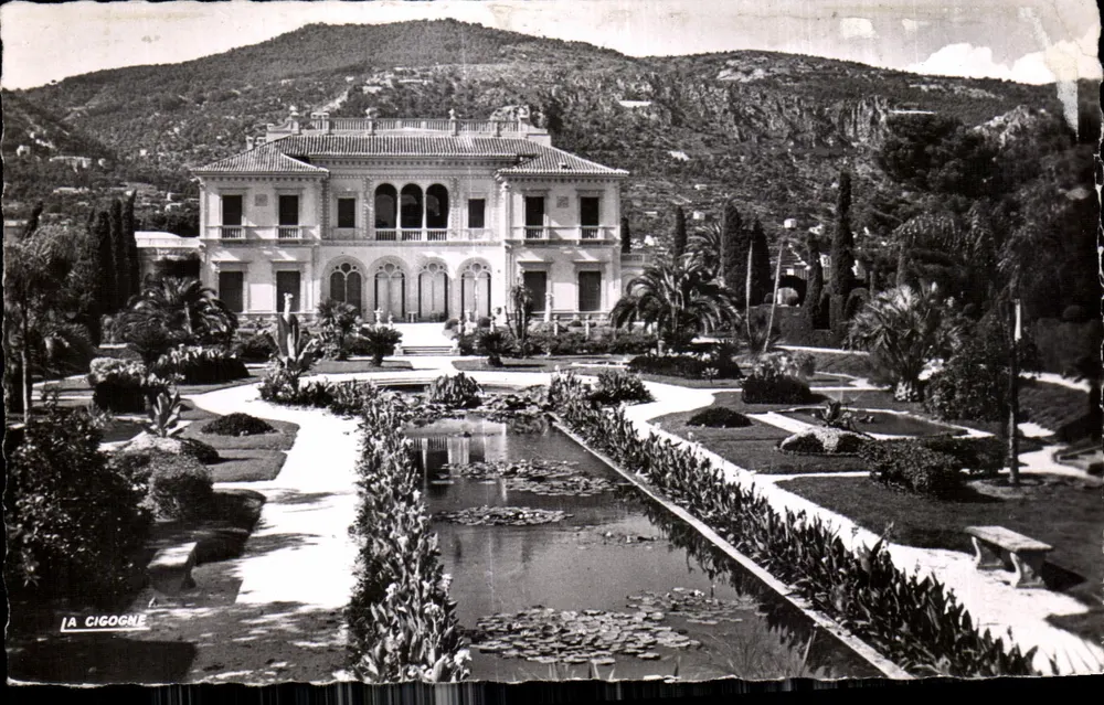 La Cigogne — Villa avec jardin et étang à Saint-Jean-Cap-Ferrat — Éditions Véritable - Vorderseite