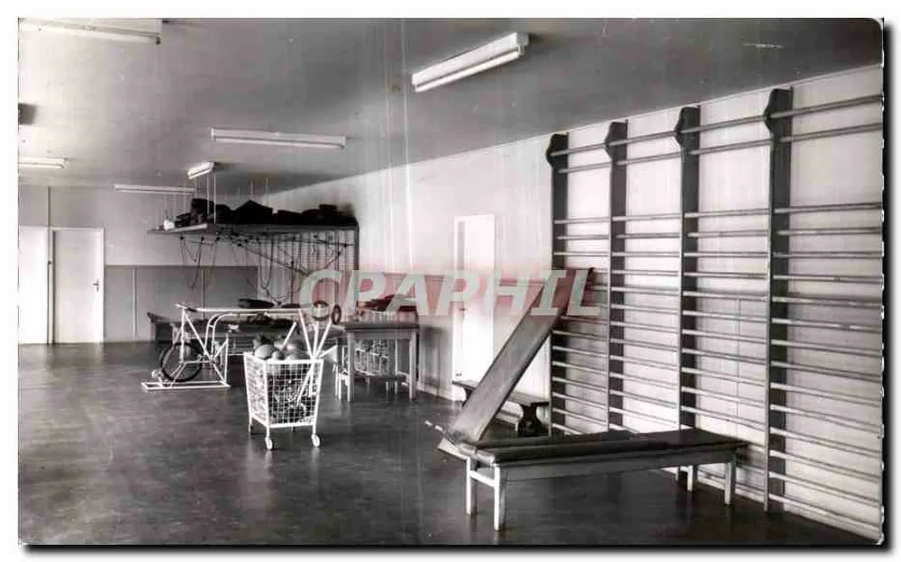 Physiotherapieraum — Institut Calot — Berck-Plage (Pas-de-Calais) - Vorderseite