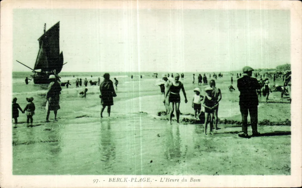 Berck-Plage — L'Heure du Bain — n° 97 - Frente