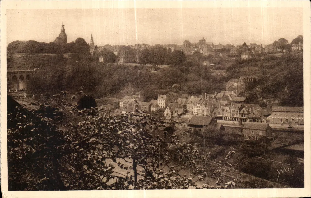 Dinan (C.-du-N.) — Vista geral — Les Éditions d'Art YVON, Paris - Frente