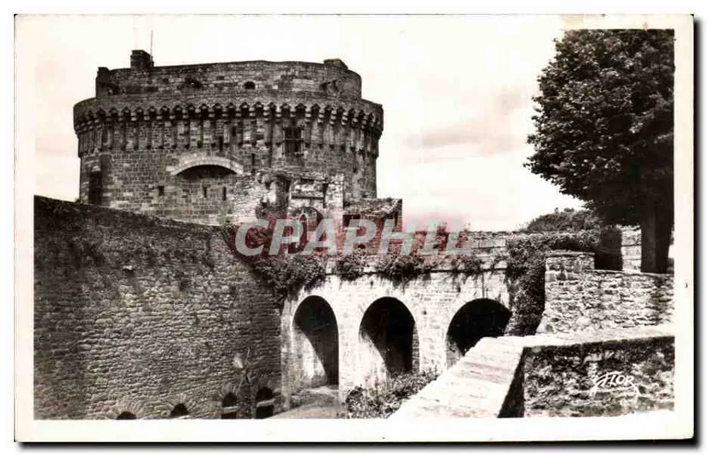 Dinan - Eingang zum Schloss der Herzogin Anne — Éditions d'Art "Fior" - Vorderseite