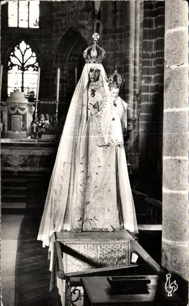 Notre-Dame de Bon Secours — Basilika — Guingamp (C.-du-N.) - Vorderseite