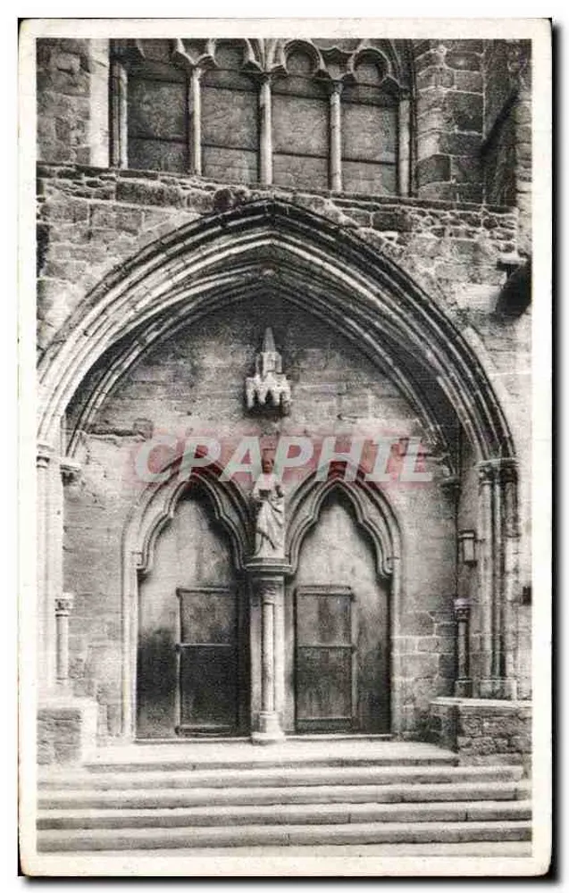 Guingamp (Côtes-du-Nord) — Ansicht der Notre-Dame de Bouscours, Porte Sainte-Jeanne — Verlag: Art d'Art, Caen - Vorderseite